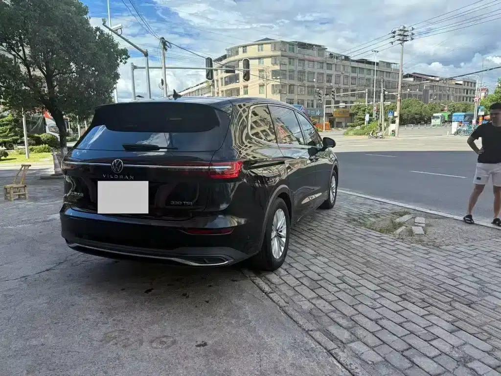 Viloran 2020 330TSI Luxury Edition — миниатюра 3