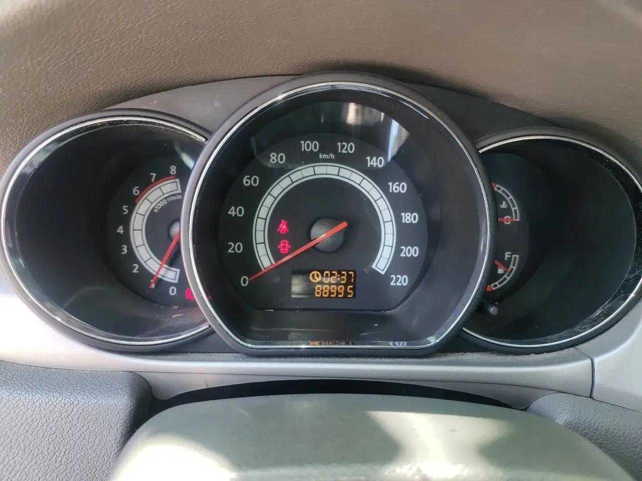 JAC Group Heyue 2011 1.5L Manual Zunyi Trim — миниатюра 11
