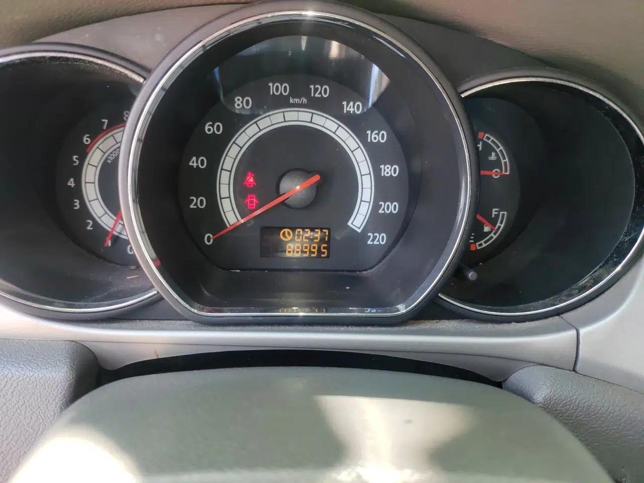 JAC Group Heyue 2011 1.5L Manual Zunyi Trim — миниатюра 12