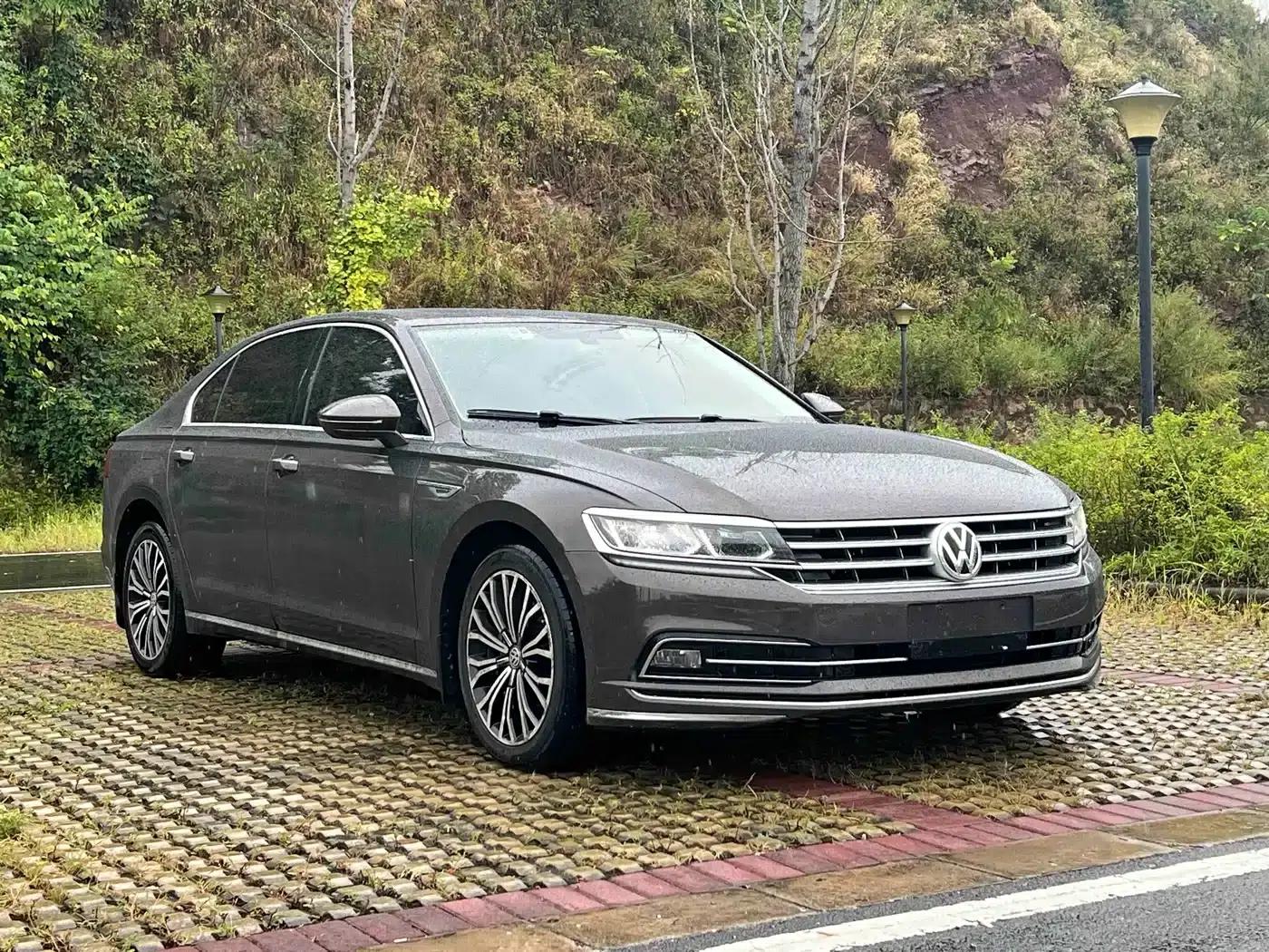 Phideon 2018 Facelift 380TSI 2WD Business Edition — миниатюра 3