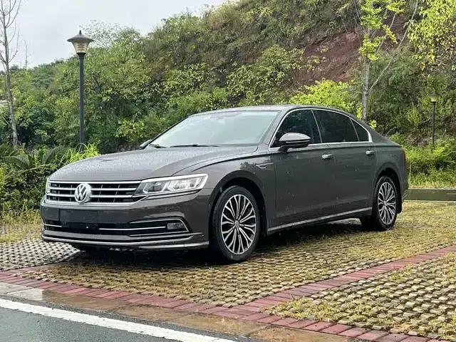 Phideon 2018 Facelift 380TSI 2WD Business Edition