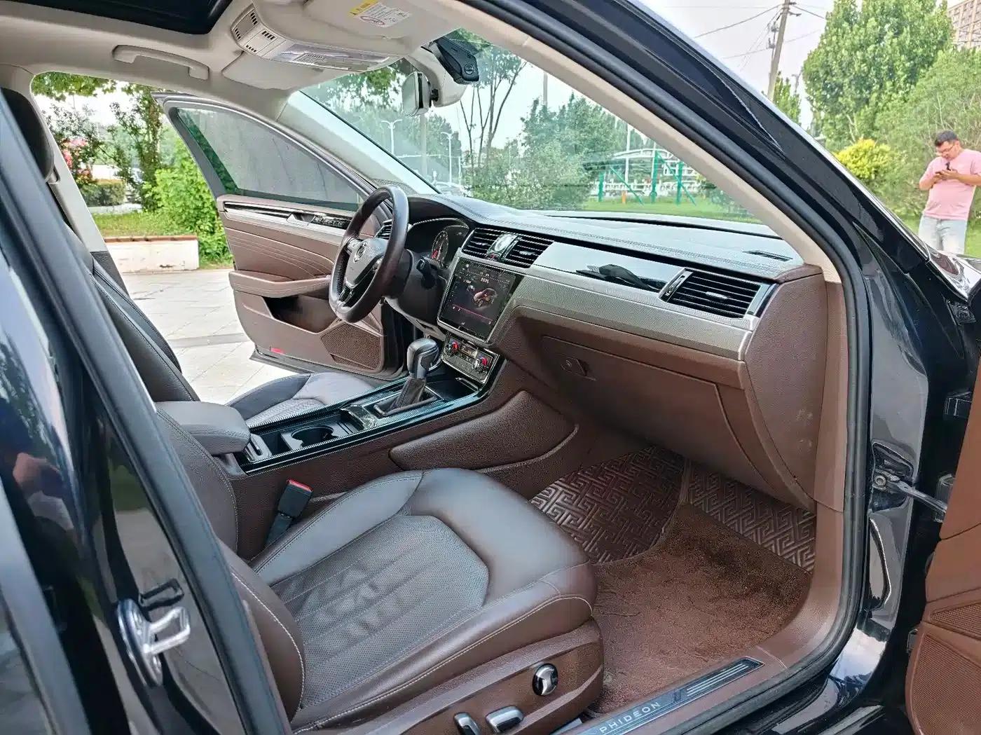 Phideon 2021 380TSI Luxury Edition — миниатюра 11