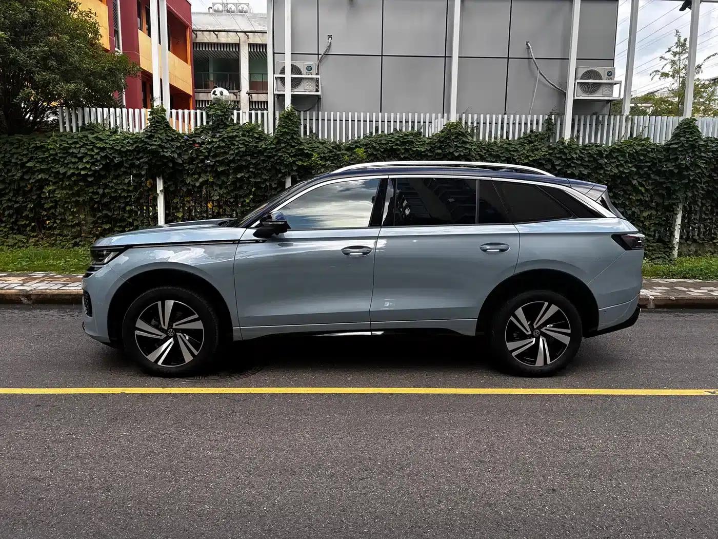 2023 Range Rover 380TSI AWD R-Line Cruiser — миниатюра 6