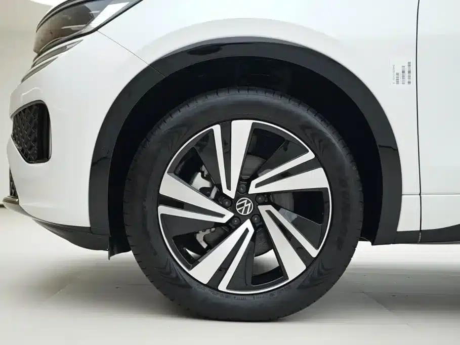 2024 Range Rover 380TSI AWD R-Line Cruiser - Special Edition — миниатюра 16