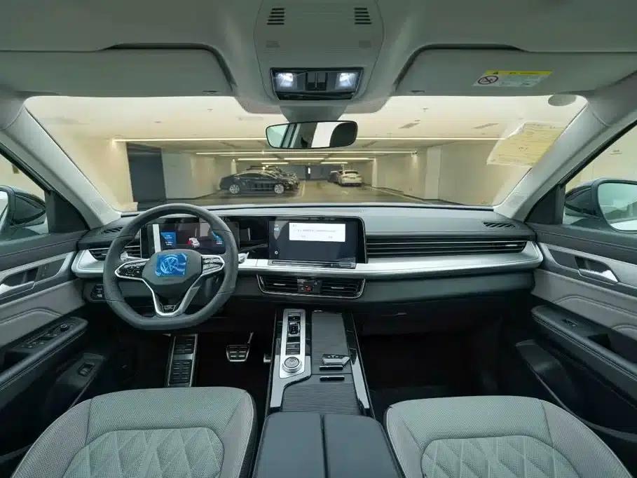 2024 Range Rover 380TSI AWD R-Line Cruiser - Special Edition — миниатюра 20