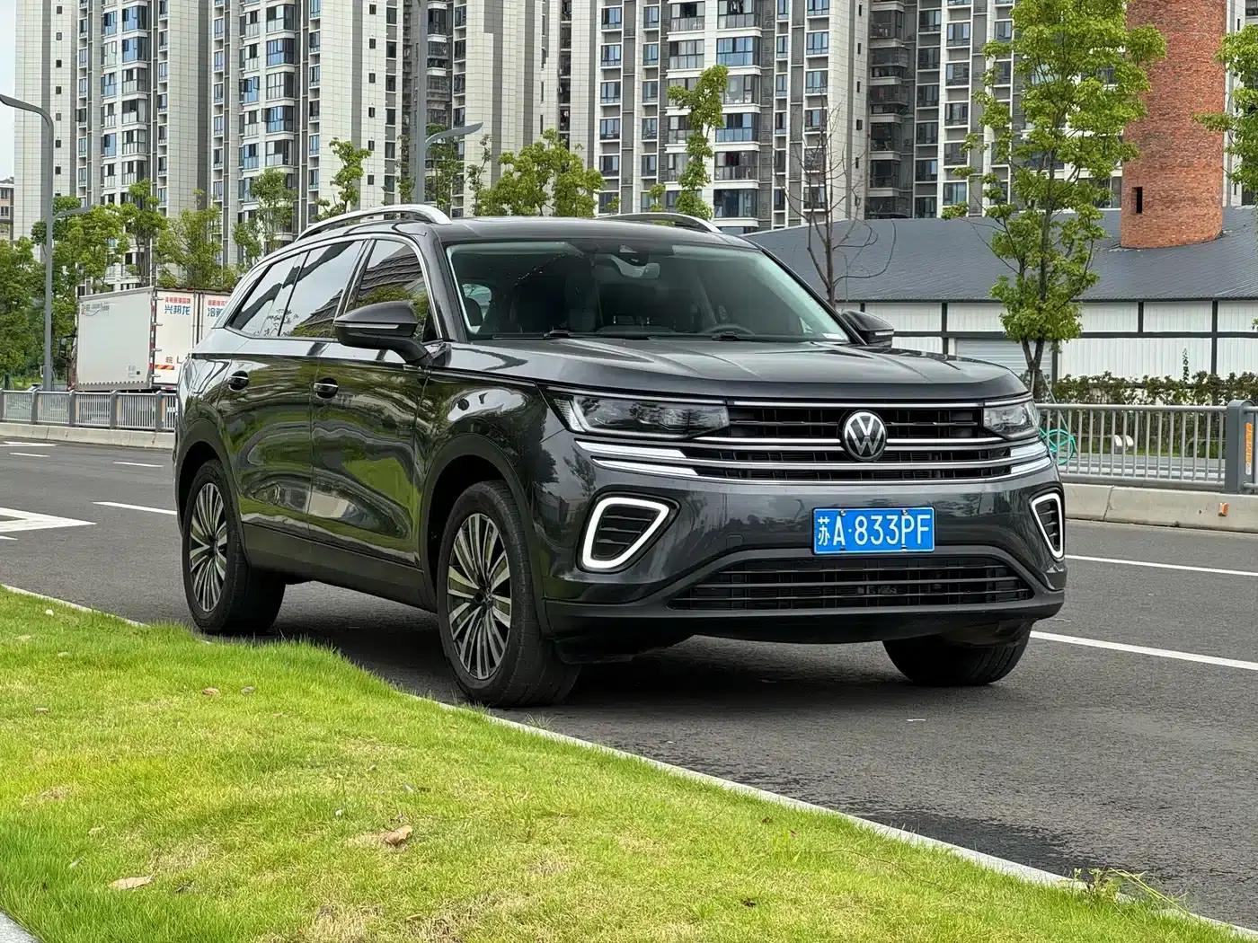 2023 Range Rover 330TSI Elite Cruiser Edition — миниатюра 3