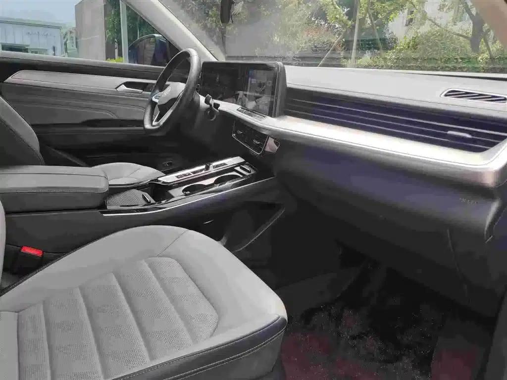 2025 Range Rover 330TSI Luxury Cruiser (Popular Edition) — миниатюра 5