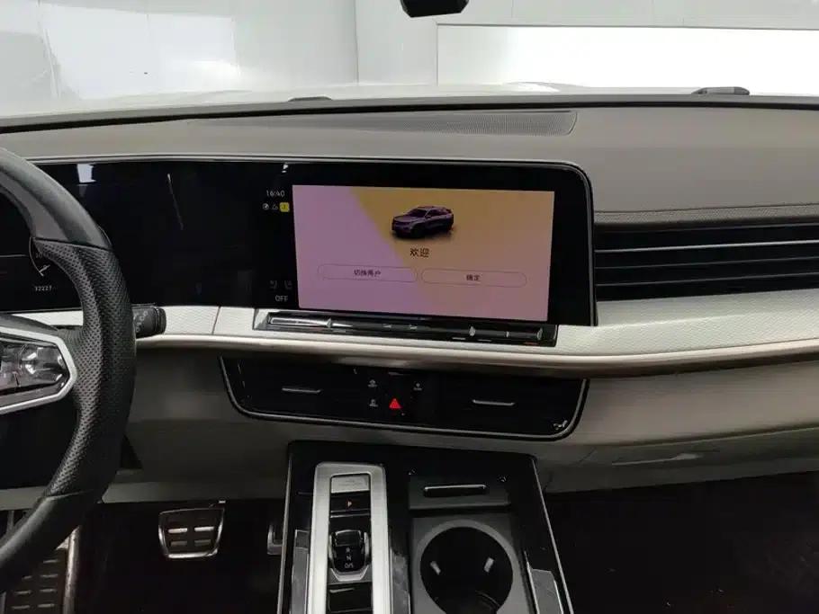 2023 Range Rover 380TSI AWD R-Line Cruiser — миниатюра 13