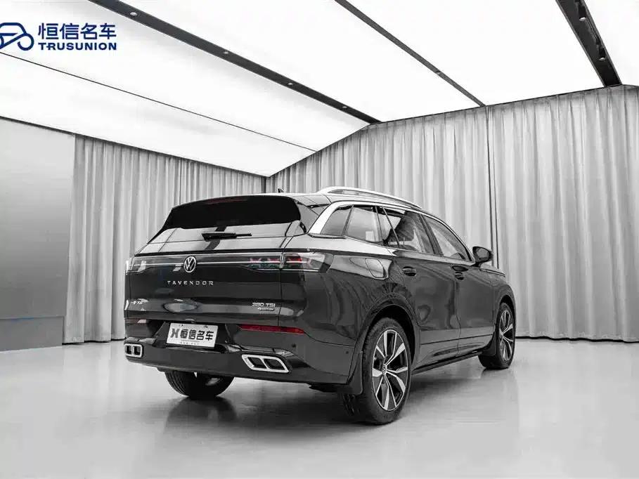 2024 Range Rover 380TSI AWD R-Line Touring Edition — миниатюра 5