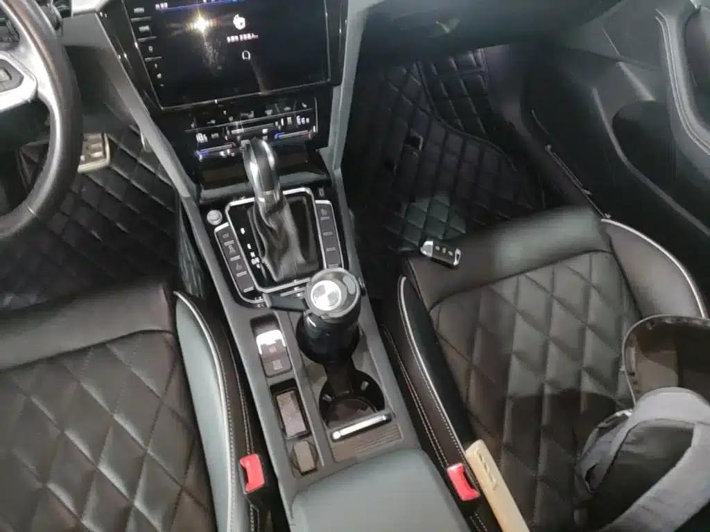 2022 Volkswagen Passat PHEV GTE Luxury Edition — миниатюра 14