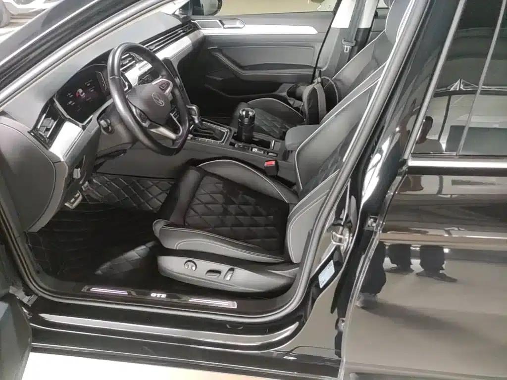 2022 Volkswagen Passat PHEV GTE Luxury Edition — миниатюра 15