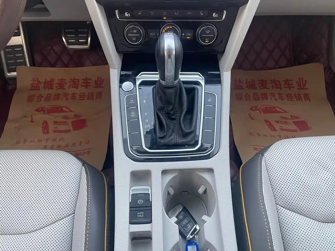 FAW-Volkswagen CC 2019 380TSI Yao Yan Edition (National V Emission Standard) — миниатюра 15