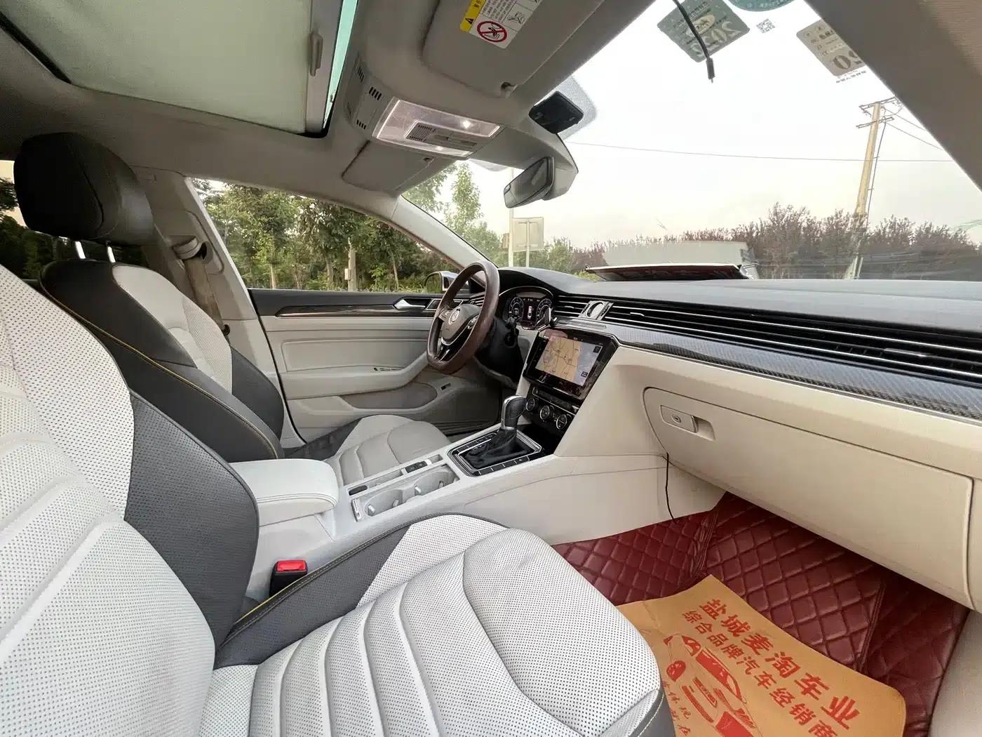 FAW-Volkswagen CC 2019 380TSI Yao Yan Edition (National V Emission Standard) — миниатюра 10
