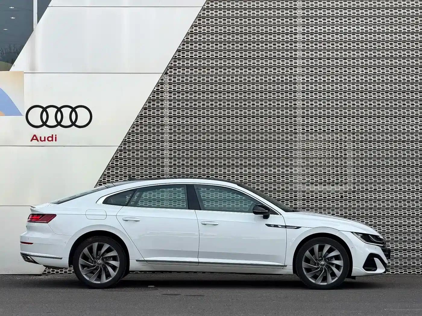 FAW-Volkswagen CC 2024 380TSI Striking Popular Edition — миниатюра 3