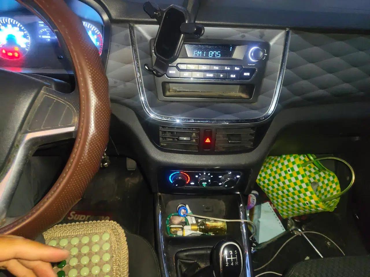 Jinbei Gold Hiace M Classic 2024 1.5L Engineering Lion Passenger Vehicle 6 Seats — миниатюра 13