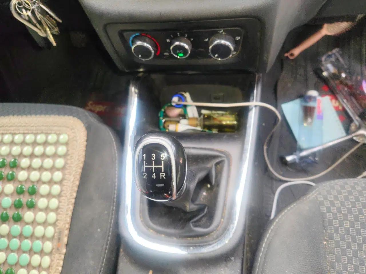 Jinbei Gold Hiace M Classic 2024 1.5L Engineering Lion Passenger Vehicle 6 Seats — миниатюра 14