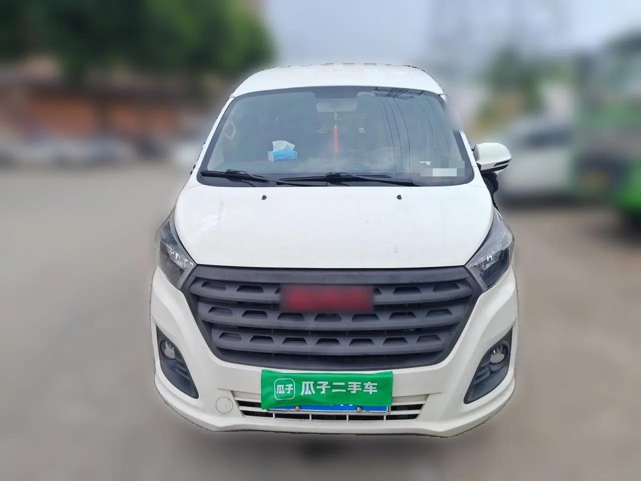 Jinbei Gold Hiace 2021 2.0L Passenger Van Travel Lion 7-Seater — миниатюра 2