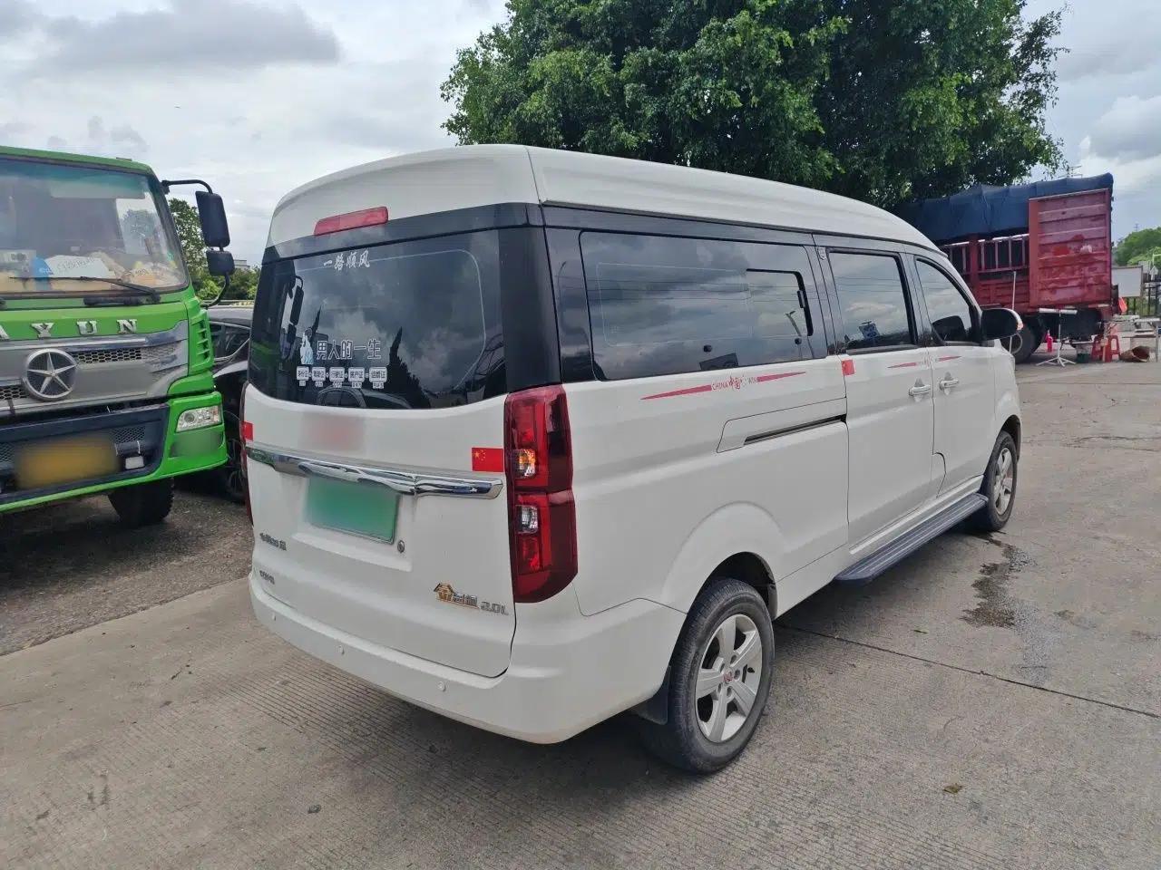 Jinbei Gold Hiace 2021 2.0L Passenger Van Travel Lion 7-Seater — миниатюра 6