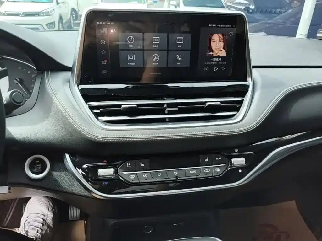Maxus G20 2021 PLUS 2.0T Gasoline Automatic Flagship Edition — миниатюра 13