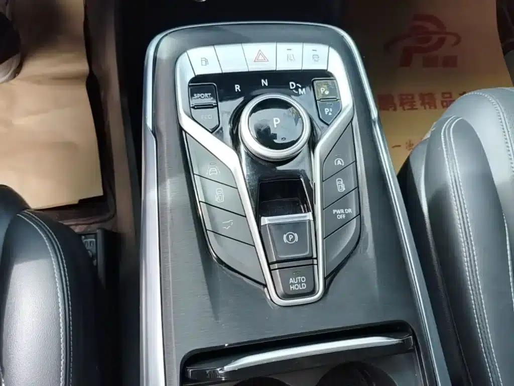 Maxus G20 2021 PLUS 2.0T Gasoline Automatic Flagship Edition — миниатюра 14