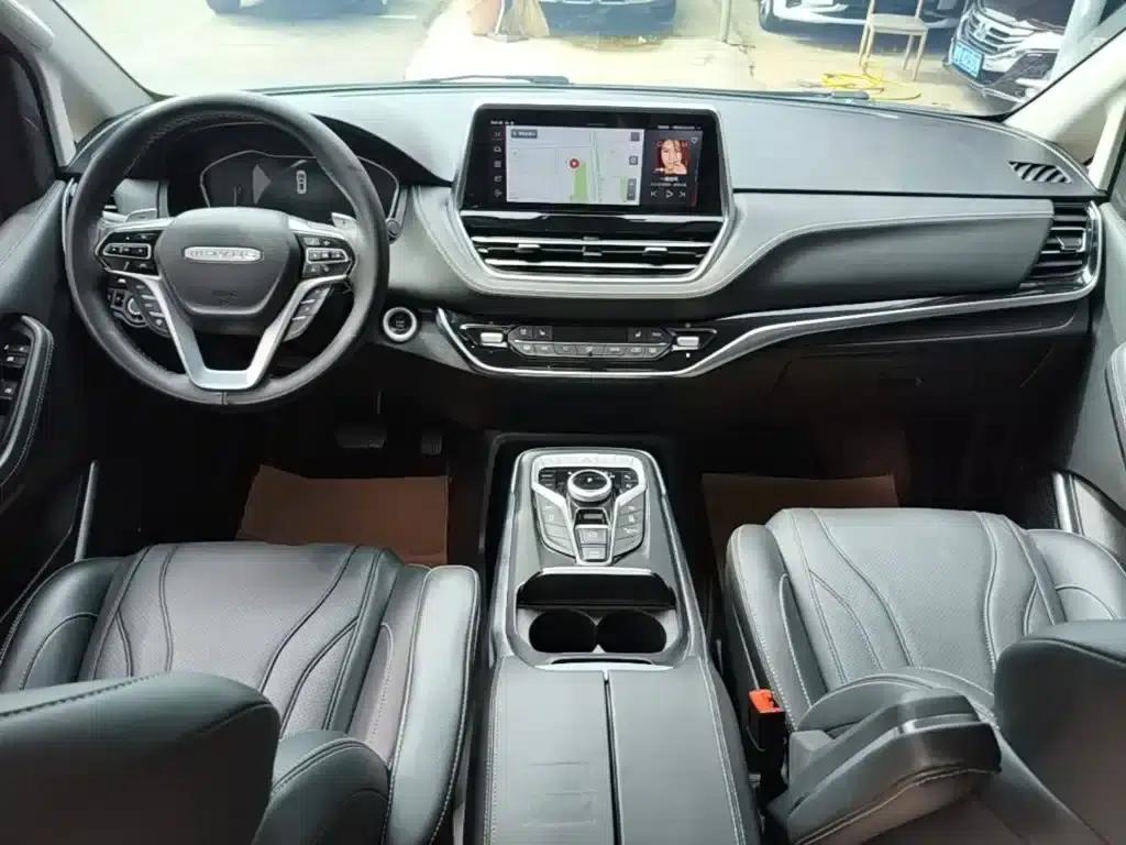 Maxus G20 2021 PLUS 2.0T Gasoline Automatic Flagship Edition — миниатюра 10