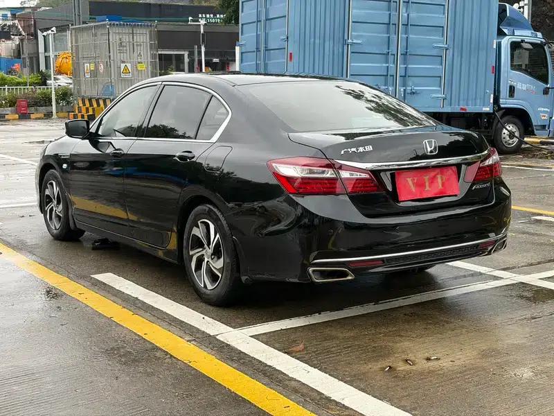 2016 Honda Accord 2.0L Comfort Edition — миниатюра 4