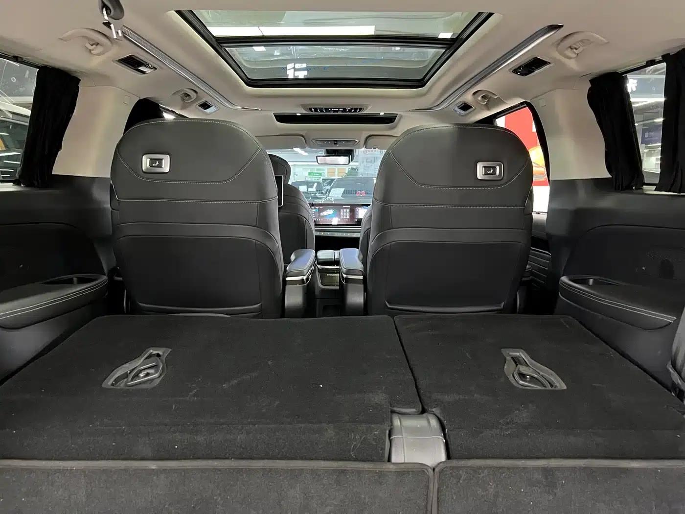 Maxus G90 2022 2.0T Interstellar 7-Seater Edition — миниатюра 20