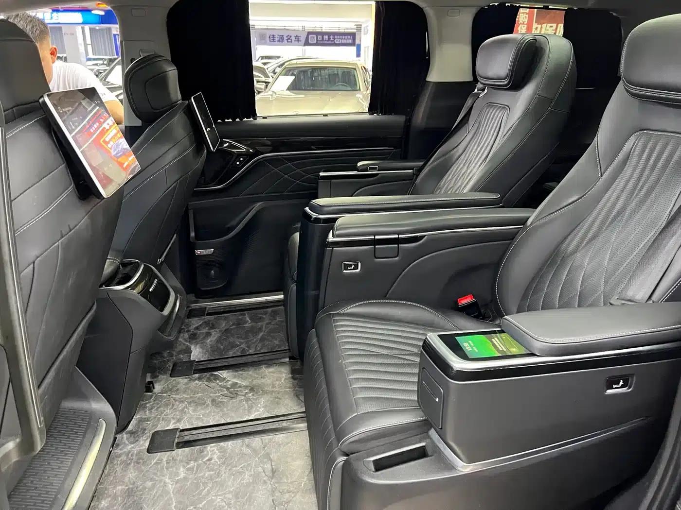 Maxus G90 2022 2.0T Interstellar 7-Seater Edition — миниатюра 24
