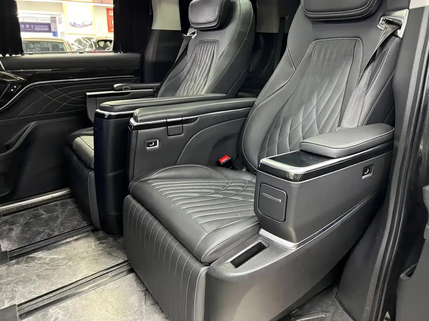 Maxus G90 2022 2.0T Interstellar 7-Seater Edition — миниатюра 27