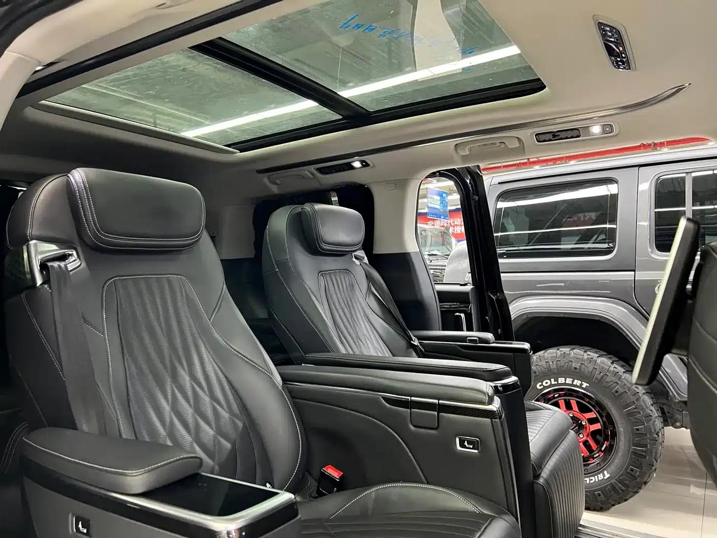 Maxus G90 2022 2.0T Interstellar 7-Seater Edition — миниатюра 30