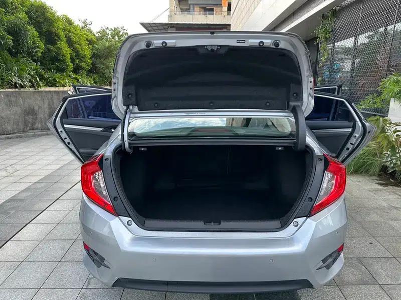 2016 Civic 220TURBO CVT Luxury Edition — миниатюра 14
