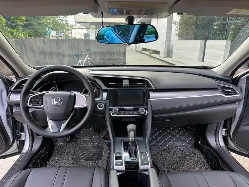 2016 Civic 220TURBO CVT Luxury Edition — миниатюра 8
