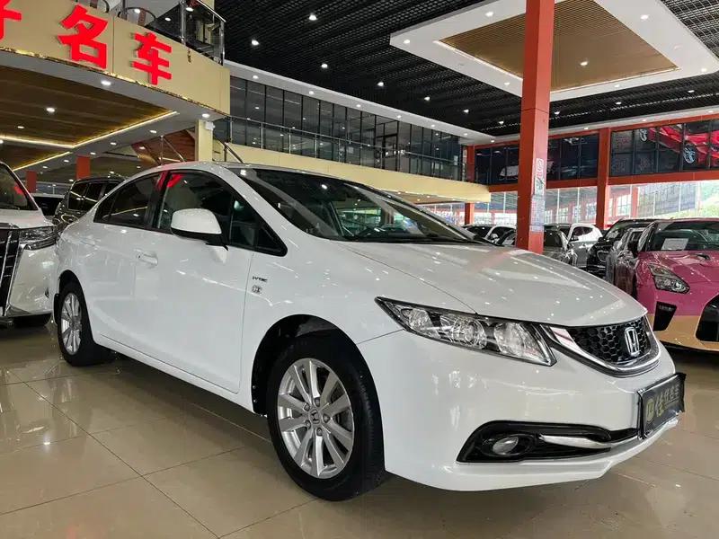 2014 Civic 1.8L Automatic Comfort Edition — миниатюра 3