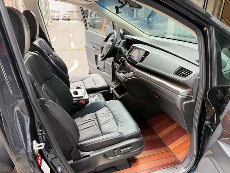Odyssey 2019 2.0L Elite Premium Edition — миниатюра 7