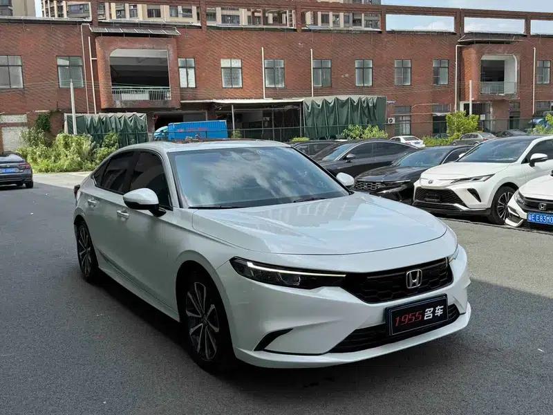 Stylish 2023 240TURBO CVT Deluxe Edition — миниатюра 3