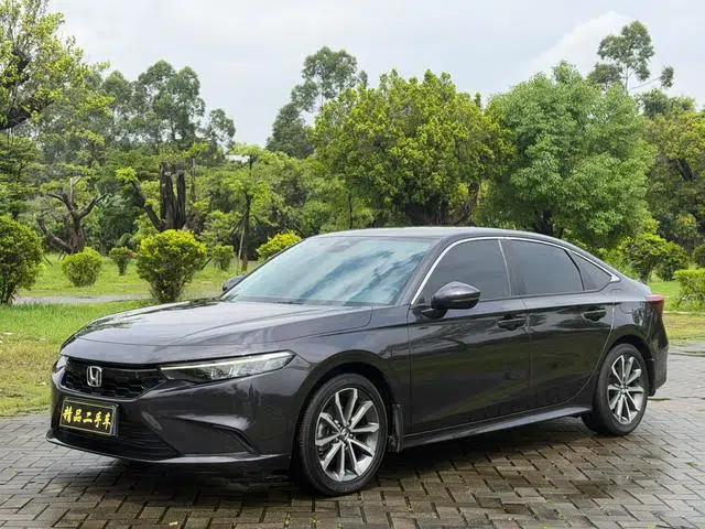 Stylish 2023 240TURBO CVT Deluxe Edition