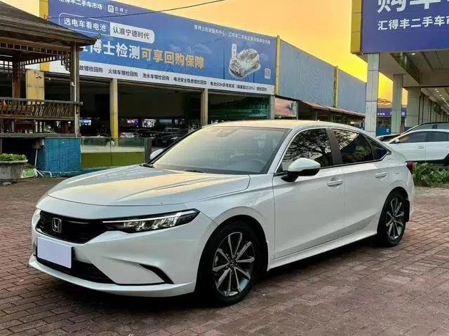 Stylish 2023 240TURBO CVT Deluxe Edition