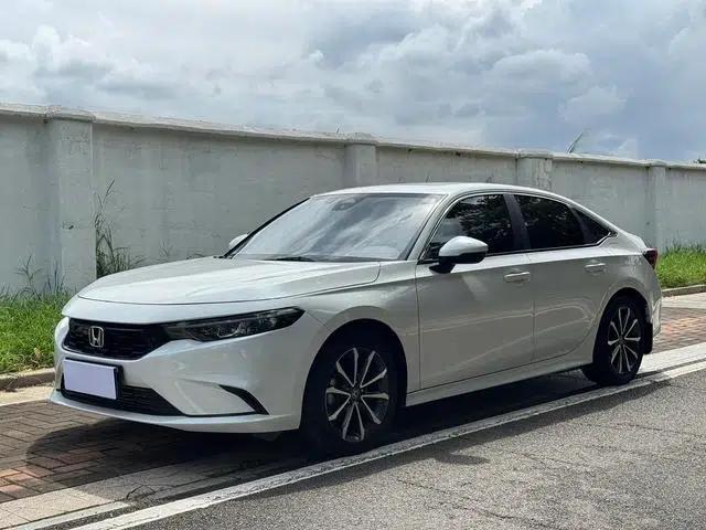 Stylish 2023 240TURBO CVT Deluxe Edition