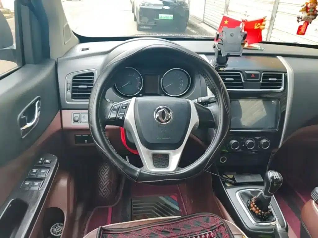 Fengxing SX6 2016 2.0L Manual Deluxe Edition — миниатюра 11