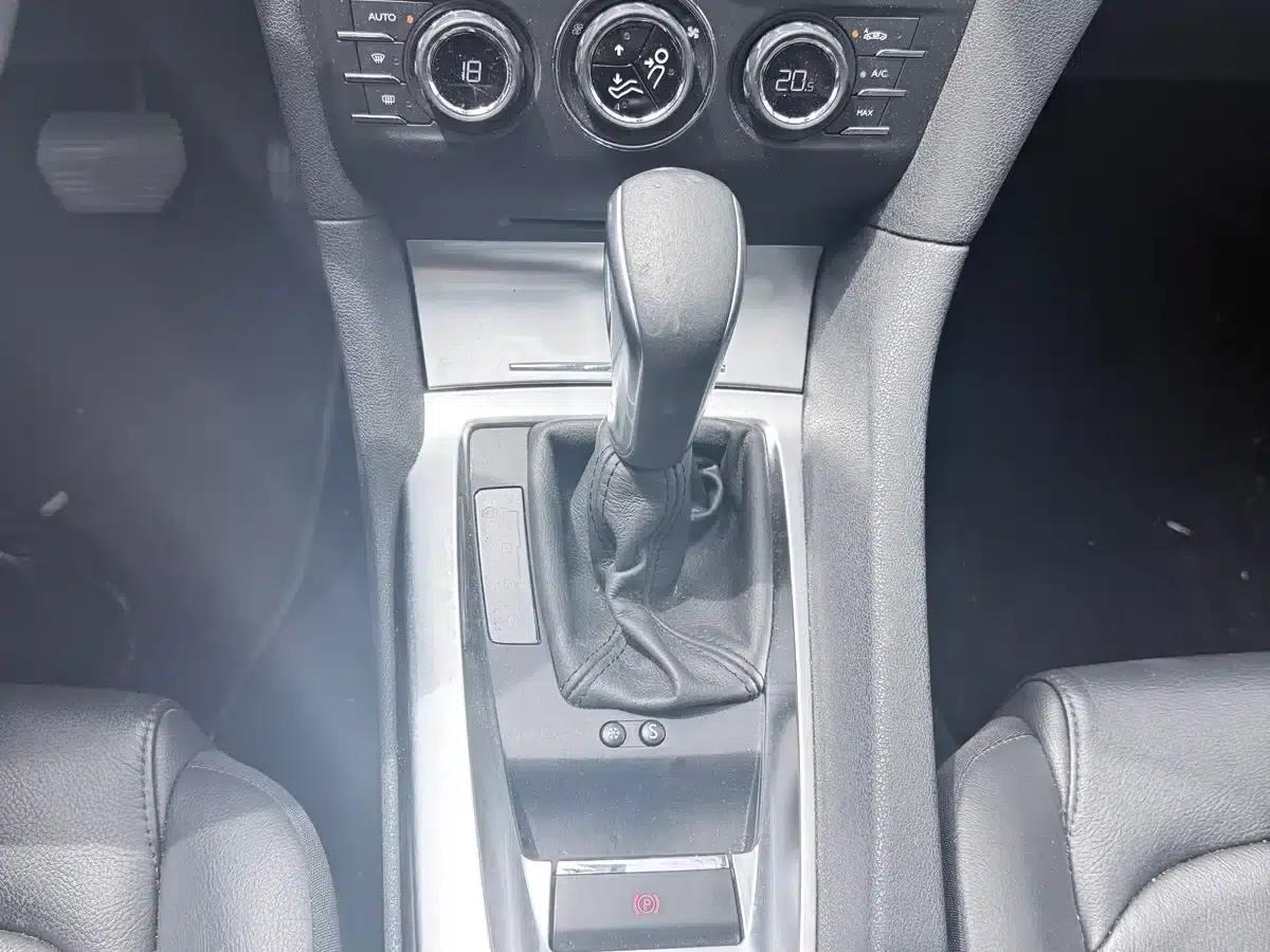 DS 6 2014 1.6T Luxury Edition THP160 — миниатюра 5