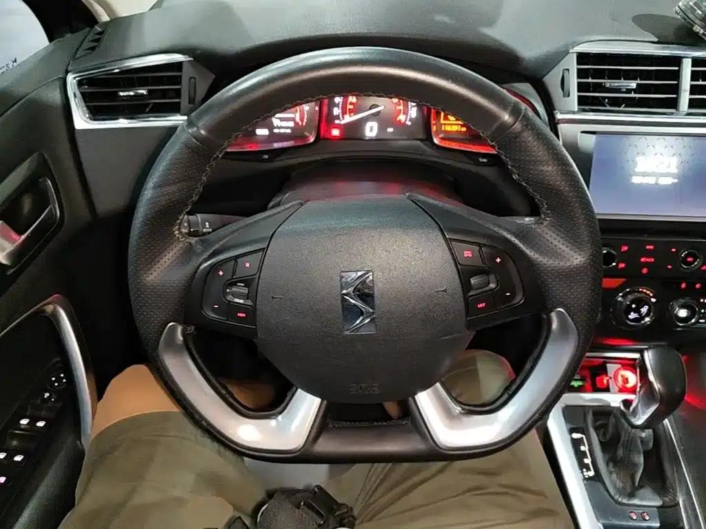 DS 6 2014 1.6T Luxury Edition THP160 — миниатюра 11