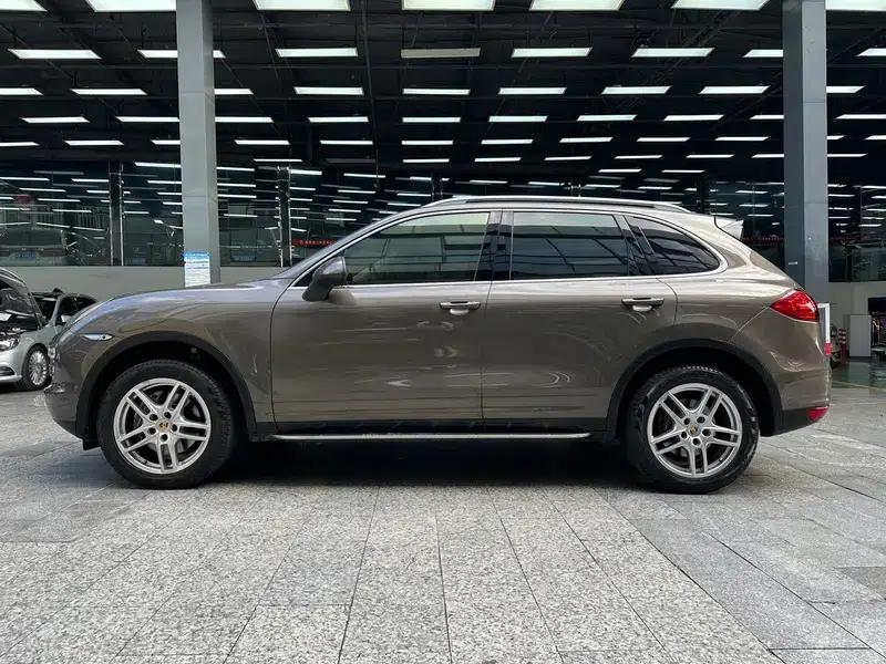 Cayenne 2011 Cayenne 3.0T — миниатюра 4