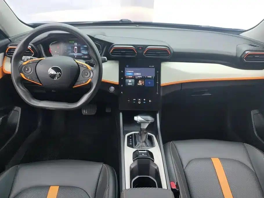 Aeolus Yixuan 2023 1.5L Automatic Glory Edition — миниатюра 12