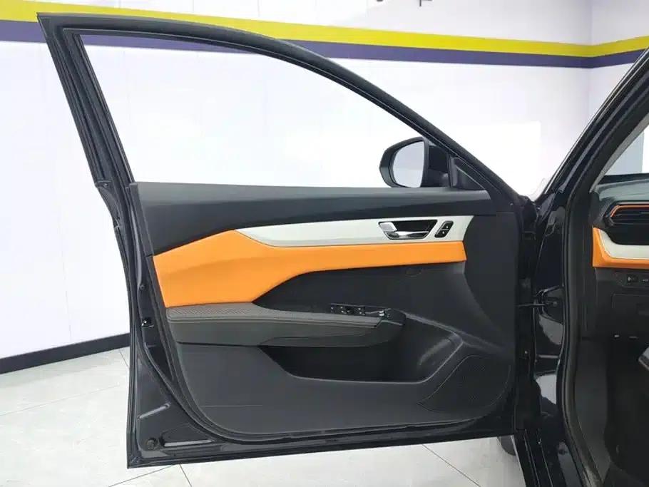 Aeolus Yixuan 2023 1.5L Automatic Glory Edition — миниатюра 7