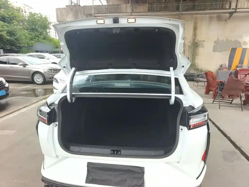 2023 Aeolus Yixuan Mach Edition 1.5L Automatic Wind Chaser — миниатюра 19