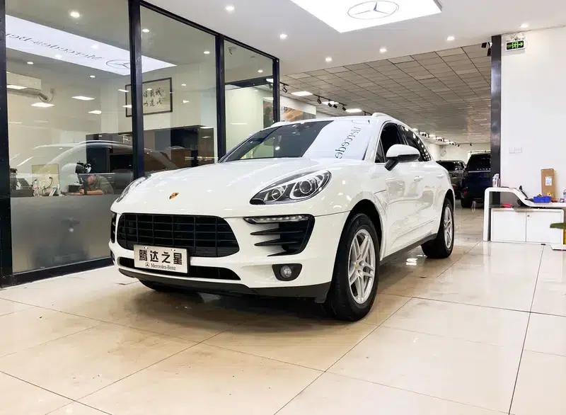 2017 Macan 2.0T — миниатюра 1