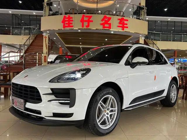 2018 Macan 2.0T