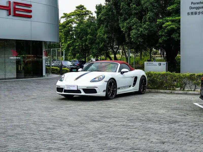 2023 Porsche 718 Boxster 2.0T — миниатюра 1