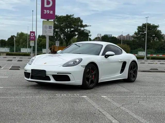 Porsche 718 Cayman 2016 2.0T