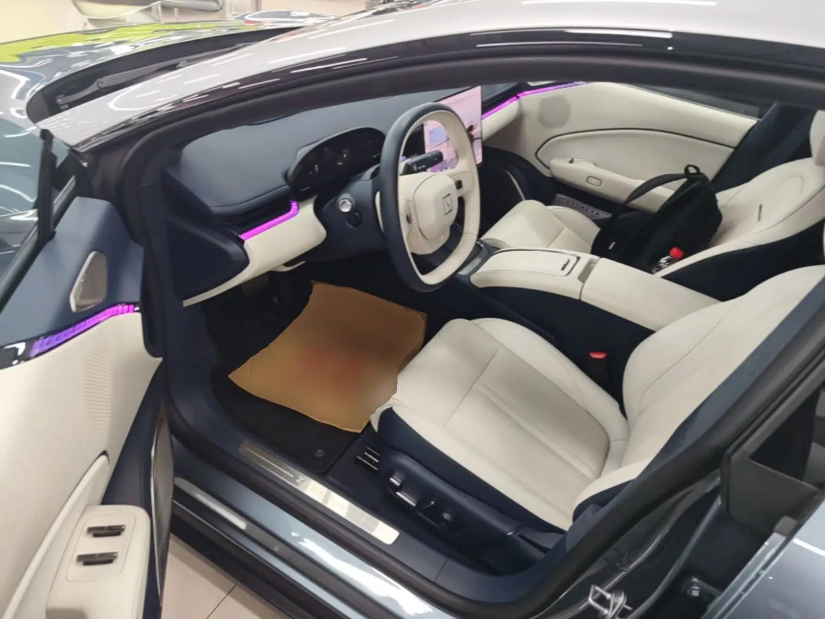 Zeekr 007 2025 Long-Range Rear-Wheel-Drive Intelligent Driving Version 100 kWh — миниатюра 18